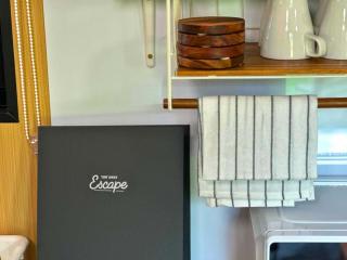 Montville Retreat by Tiny Away - 1