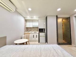 42 Share Yonsei Hall - 1