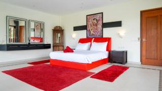 The Diamond Villa, Pool & Jacuzzi with Panoramic Views - 2