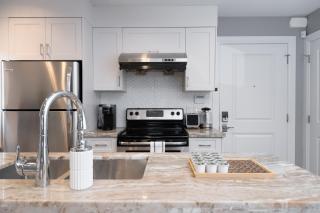 Brand New Stylish 2 bedrooms Suite in Shaughnessy - 2