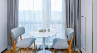 Vienna Hotel Chongqing Yangjiaping Pedestrian Street Light Railway Station - 6