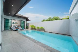 Luxury 3BR Pool Villa Relaxation in BangTao Laguna - 1