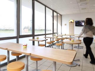 ibis budget Mantes-la-Jolie - 1