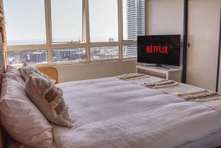 Panoramic water views Heated Pool, Sauna, Home theatre, Tennis court - 5