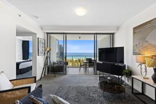 Beachfront Ocean Oasis Escape - 6