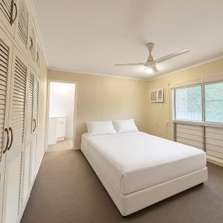 Relaxing 3Bed Home - 3