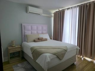 Windhoek Comfort 2Bedroom Self Catering Apartment - 7