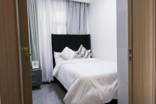 Cosy 2 Bedroom Apartment - 9