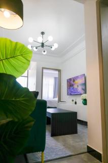 Cosy 2 Bedroom Apartment - 7