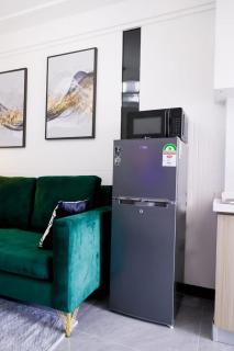 Cosy 2 Bedroom Apartment - 6