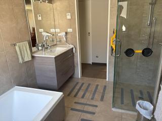 Minutes from Mission - 8