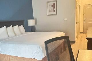 Country Inn & Suites by Radisson, Concord (Kannapolis), NC - 1