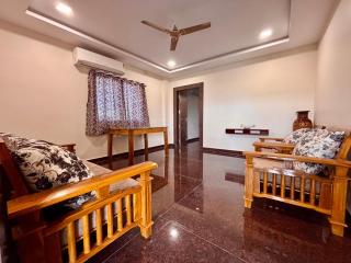 VEL Inn Luxury Suite - 7