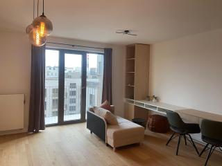 Pekarenska suits - 2