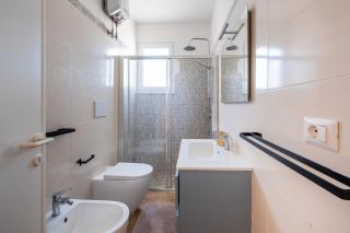 Golden Bay Lux House - 3