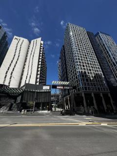 CBD Premium location at landmark stadium w Balcony - 9