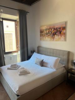 Imperial House San Calisto 7 - 9