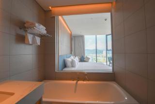 Anstay Residence by A La Carte Hạ Long - 8