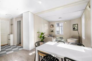 Charming Townhouse - Walk Everywhere! - 4