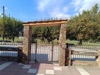 Dimitra 's house - 4