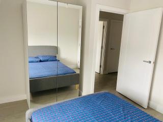 Charming 1 Bedroom Flat in the Heart of Uxbridge - 4