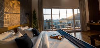 The Village Luxury Stay - Jāmb - 6