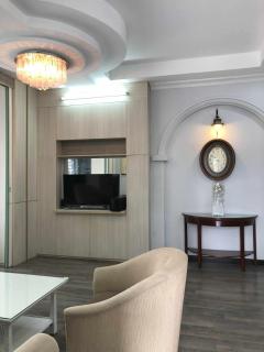 The Elegant Comfort Corner - 1