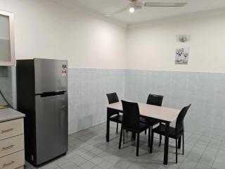 Be Stay Ipoh with parking - 14pax, 5Rooms - 5