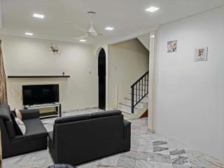 Be Stay Ipoh with parking - 14pax, 5Rooms - 3