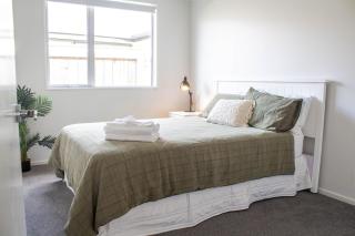 Sunny, Modern 3-Bedroom Home in Richmond, Nelson - 1