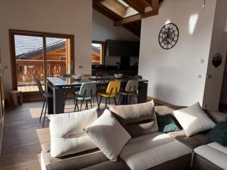 DAMA A303 : Splendide duplex idéalement placé 4 chambres 3 salles d'eau - 6