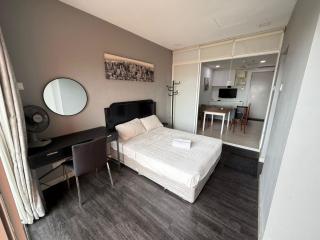 Suria Jelutong U8 - 0