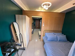 Kathys Crib 11th flr 2 at Shell Residence pool view - 0