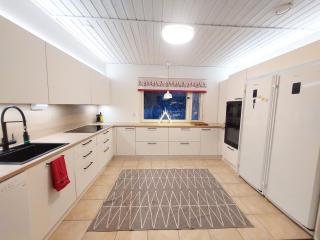 House between pines 5-bedroom house with 3 toilets - 2