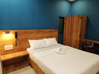 Glitz Hotels-Mumbai Inn-Saki Naka Junction - 9