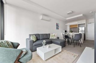 Yarra River 2BR Escape in Abbotsford - 1