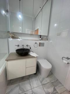 Luxury heritage Hideaway in Rushcutters Bay - 2