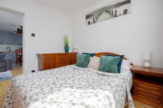 Spacious Apartment Close to Warsaw for 5 people by Noclegi Renters - 4