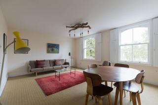 Tasteful 1BD Flat in De Beauvoir Town - 0