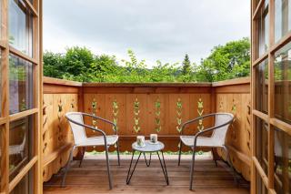 Dwupoziomowy Aparment z Sauną by Noclegi Renters - 7