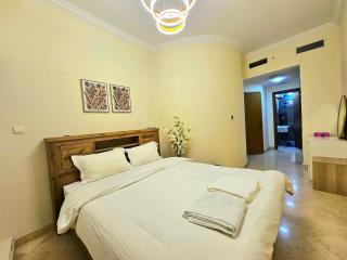 The Dorra Bay Offers Stunning 2bedroom Duplex JBR Sea View Marina Canal view - 8