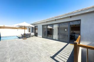 Elegance Serene 3 BDR Townhouse w Private Pool Bali Gouna - 1