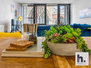 FREE Parking - City centre - 20x Units Available - Contractors - 2