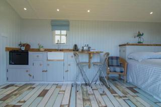 Shepherd's Hut Gorran Haven Panoramic Ocean Views - 2