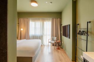 grey l studio apartments Downtown Cairo Ouzonian House - 2