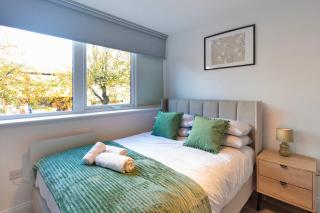 Fabulous 2BR Apartment at Trinity Point Gravesend - 7