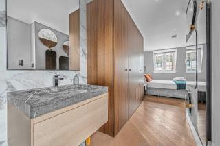 The Penthouse Pause - Soho - by Frankie Says - 7