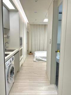 Modern, Natural Studio near Sindorim Station, New Building - 7