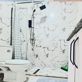 Stylish Studio 1824 Near the Beach Wi-Fi Kitchen - 3