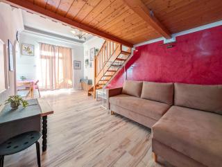 Rynek Wrocław Apartment with Mezzanine by BookingHost - 0